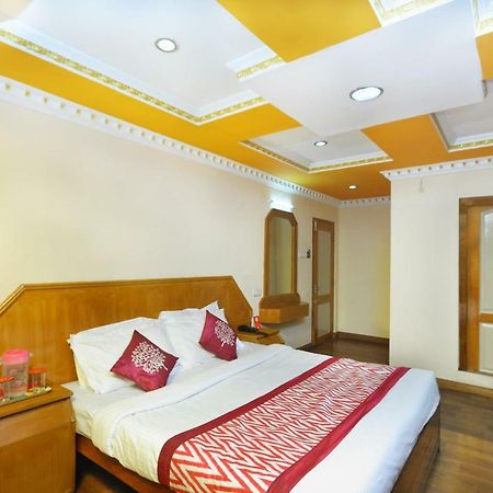 Oyo 13807 Hotel Gurupriya Kodaikanal Exteriör bild