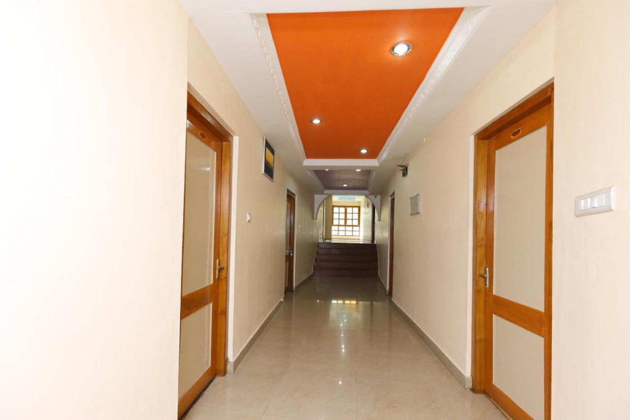 Oyo 13807 Hotel Gurupriya Kodaikanal Exteriör bild