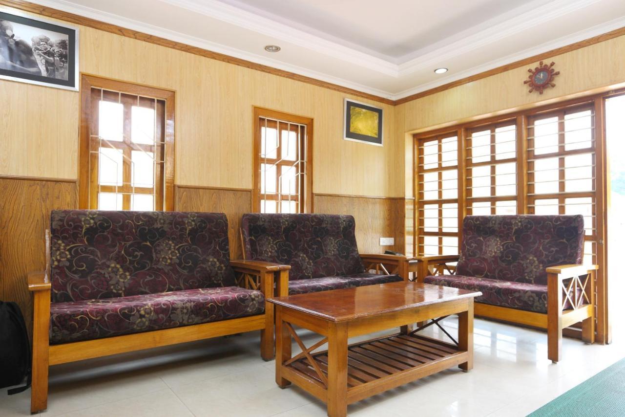 Oyo 13807 Hotel Gurupriya Kodaikanal Exteriör bild