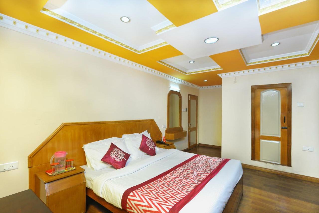 Oyo 13807 Hotel Gurupriya Kodaikanal Exteriör bild